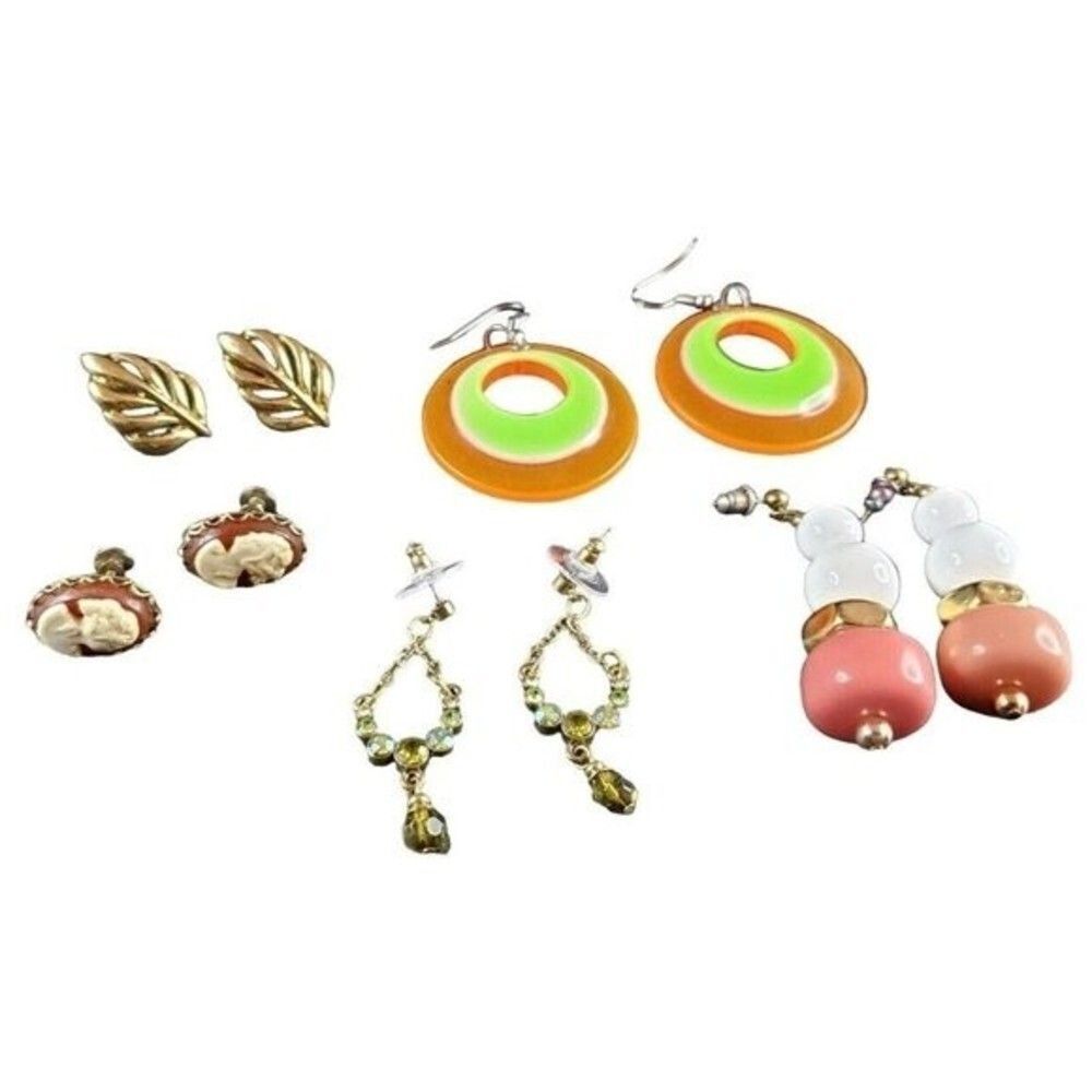 Vintage Earring Lot of 5 Pairs Cameo Beaded Gold Tone Leaf Hoop Pierced Jewelry